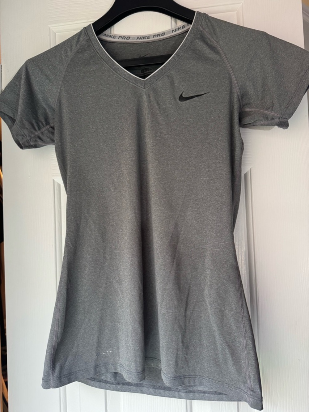 Nike Women’s Gray V-Neck Dri-FIT Short Sleeve Tee